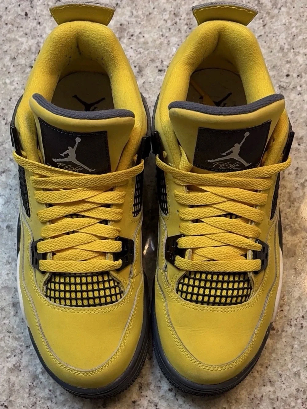 Nike Air Jordan 4 Retro Lightning Yellow Men’s Size 6.5 (woman’s 8/8.5)